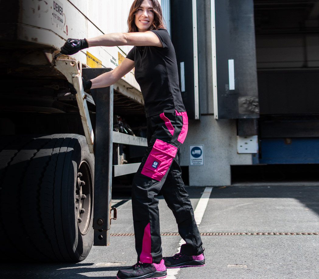 33 schwarz/pink