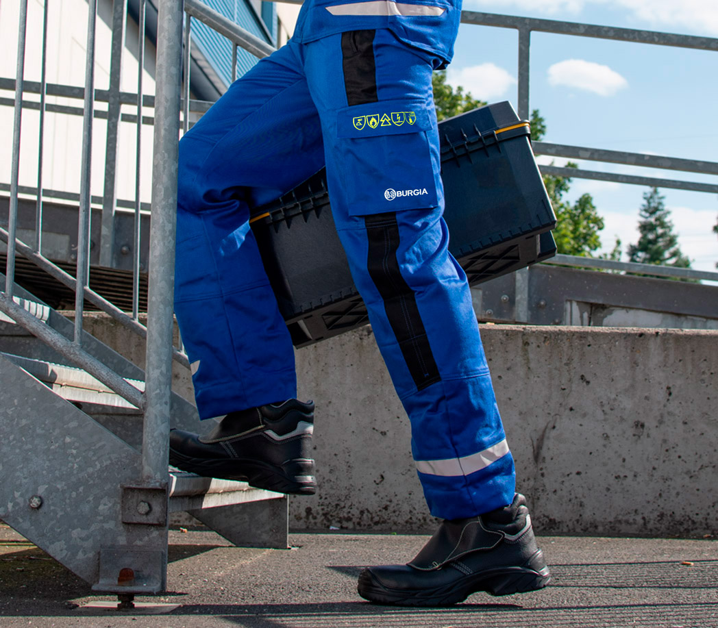 5220 kornblau/schwarz