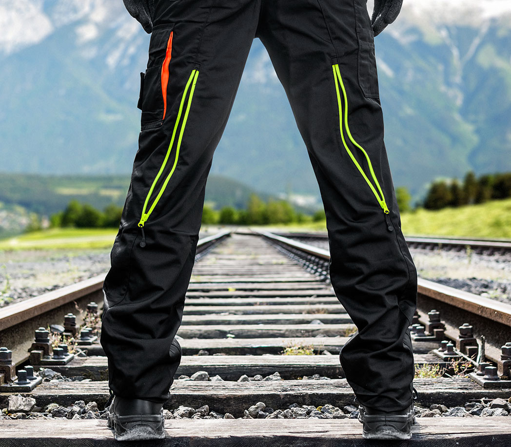 38 schwarz/orange/gelb